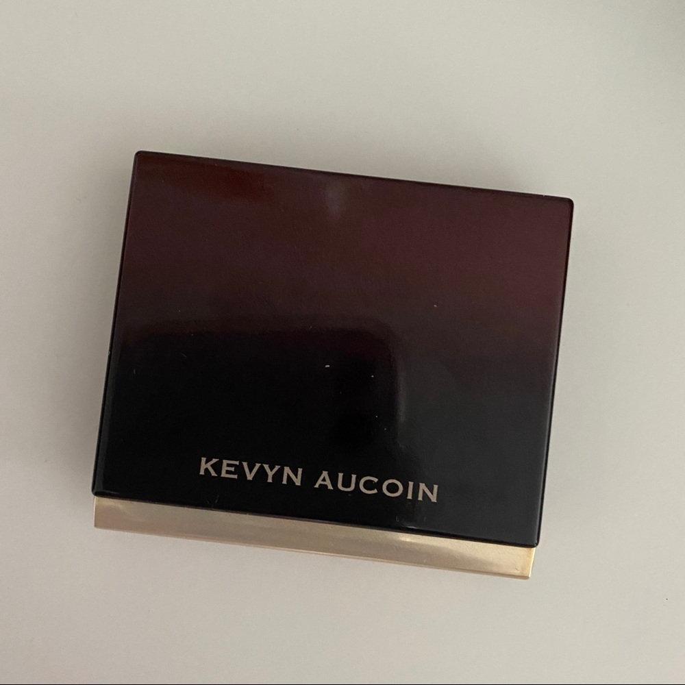 Kevyn Aucoin The Sculpting Powder